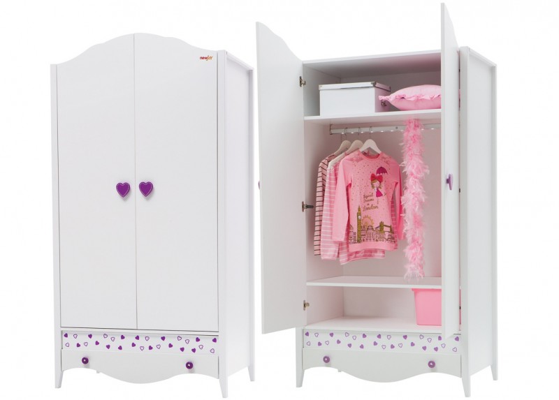 Шкаф для одежды в детскую белый фото